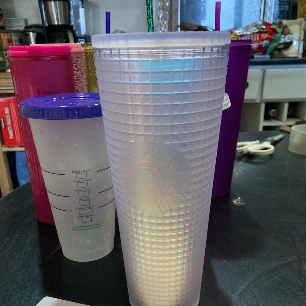 Iridescent grid Venti